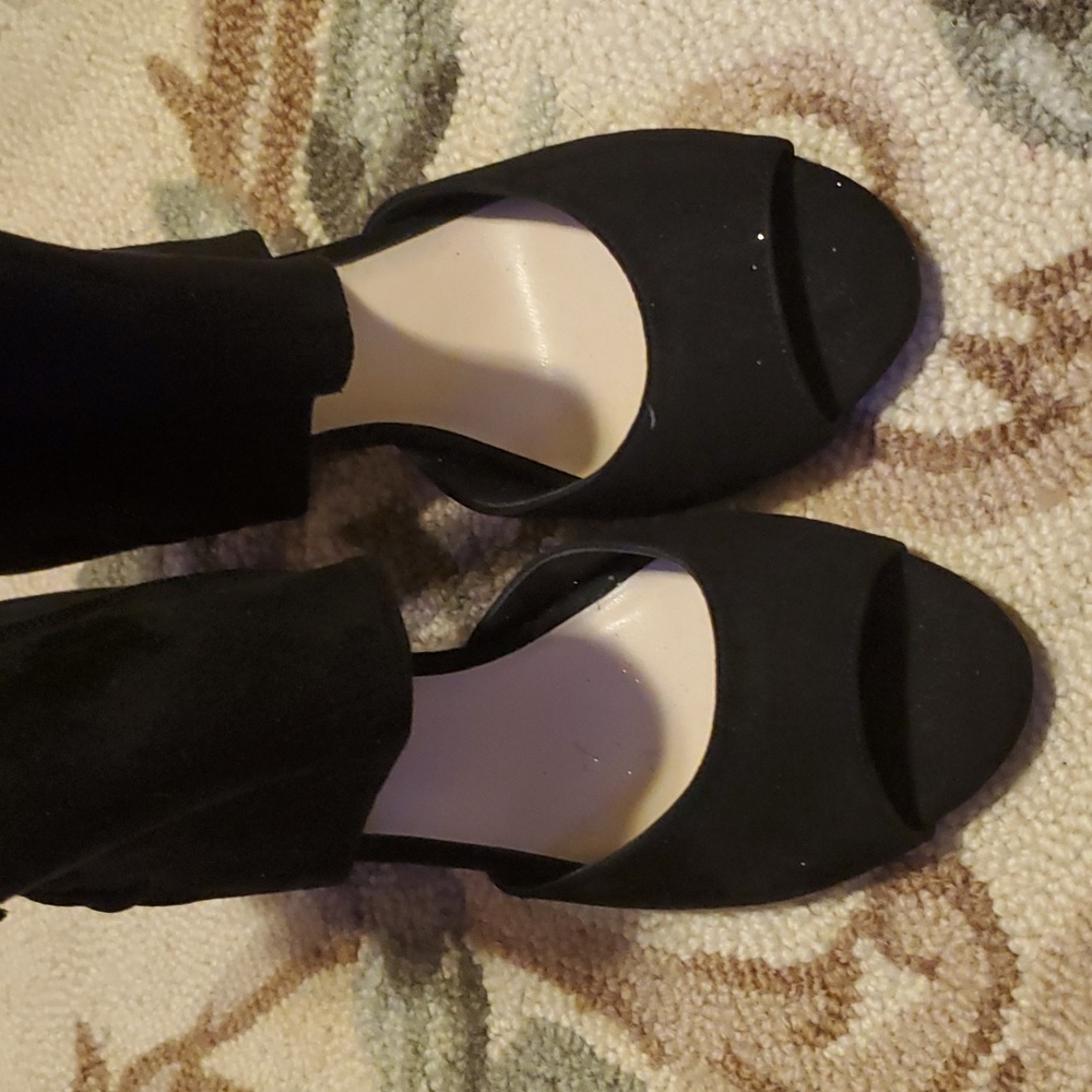 Black Side Lace Heels